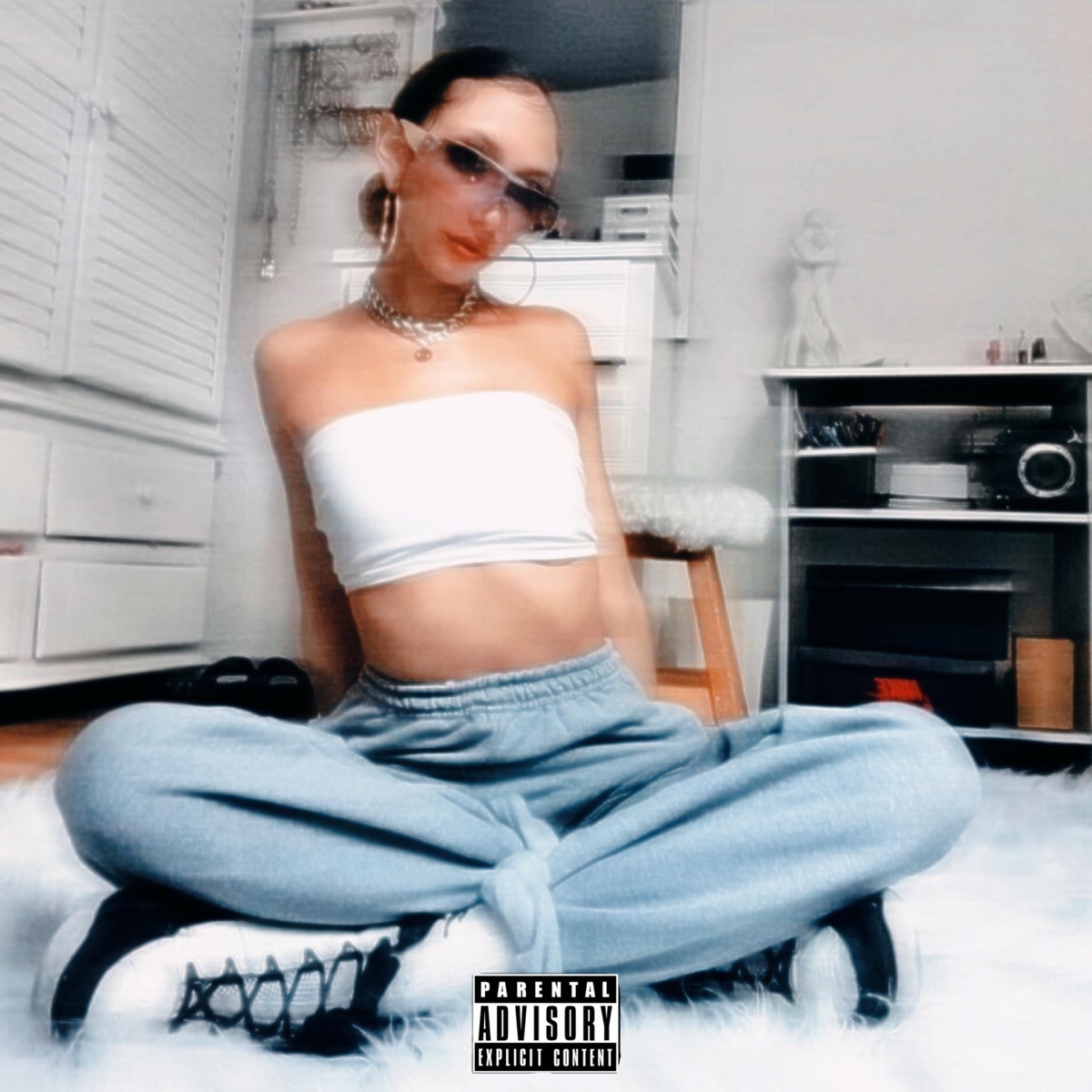 Ella Juega (feat. Beth W. & Mvgic) - Single by Rico TFP album cover