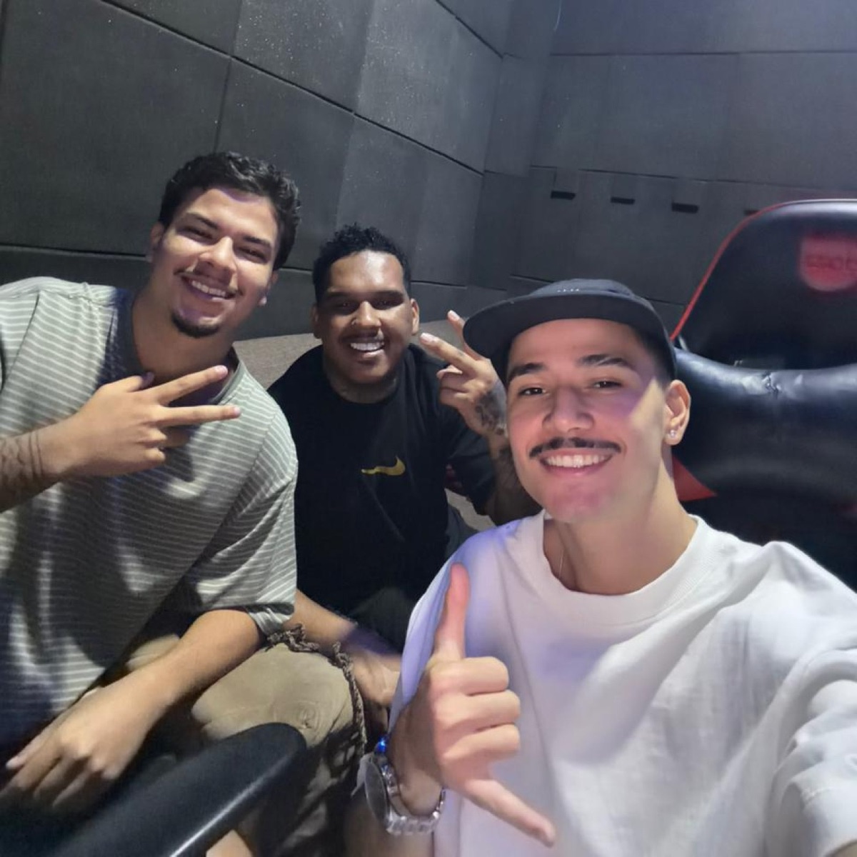 Carro Cheio x BEAT FINO - Single by Dj LD da Favelinha, DJ MT DE ARACRUZ & DJ CR SHEIK album cover