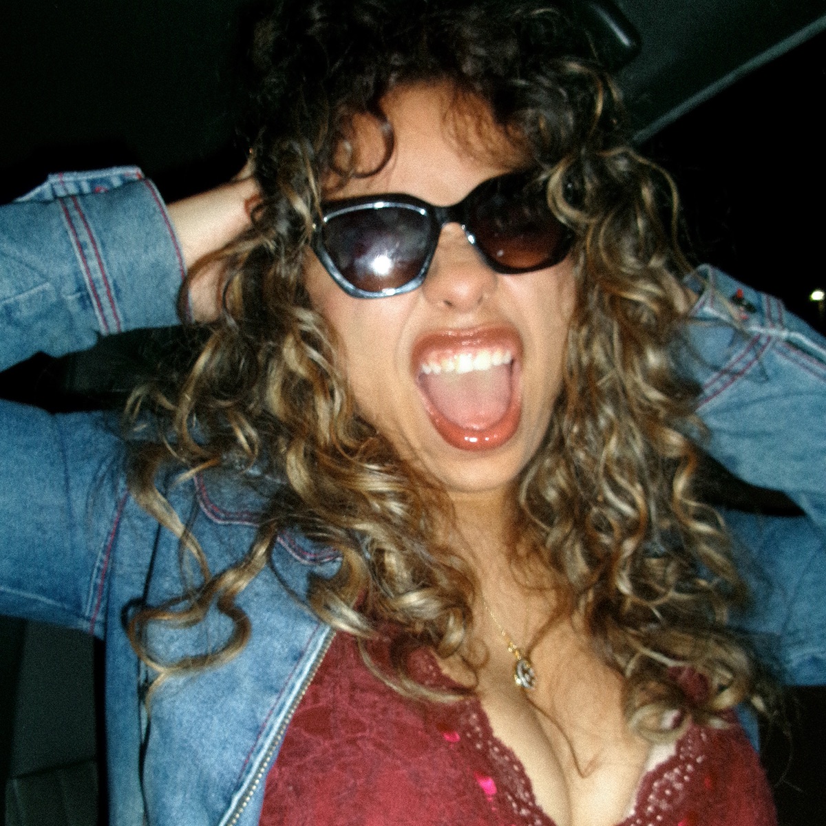 iloveitiloveitiloveit - Single by Bella Kay album cover