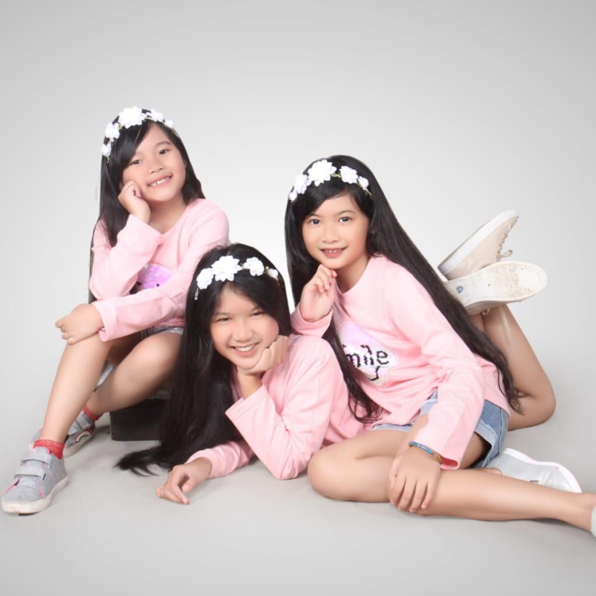 Teriakan Gembiramu - Single by Little Queen album cover
