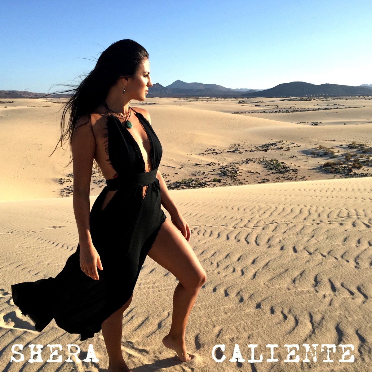 Caliente - Single by She-Ra album cover